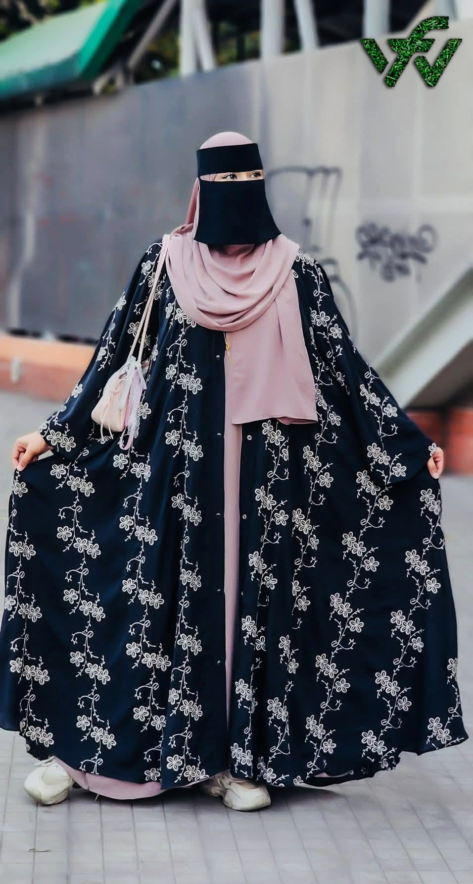 WhatsApp Image 2025-12-05 at 09.59.35_6b0e0fbc ফুল আবায়া সেট - Image 1